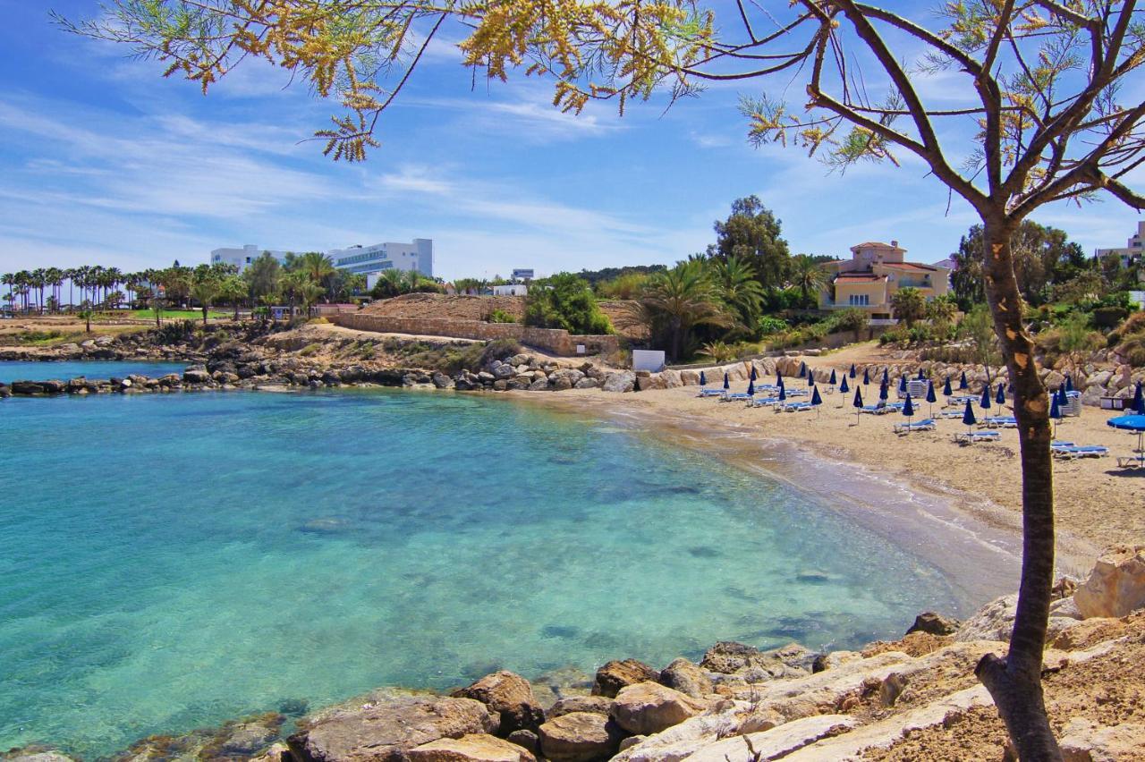 Gabriela - Coralli Beachfront Apartment Protaras Exterior photo