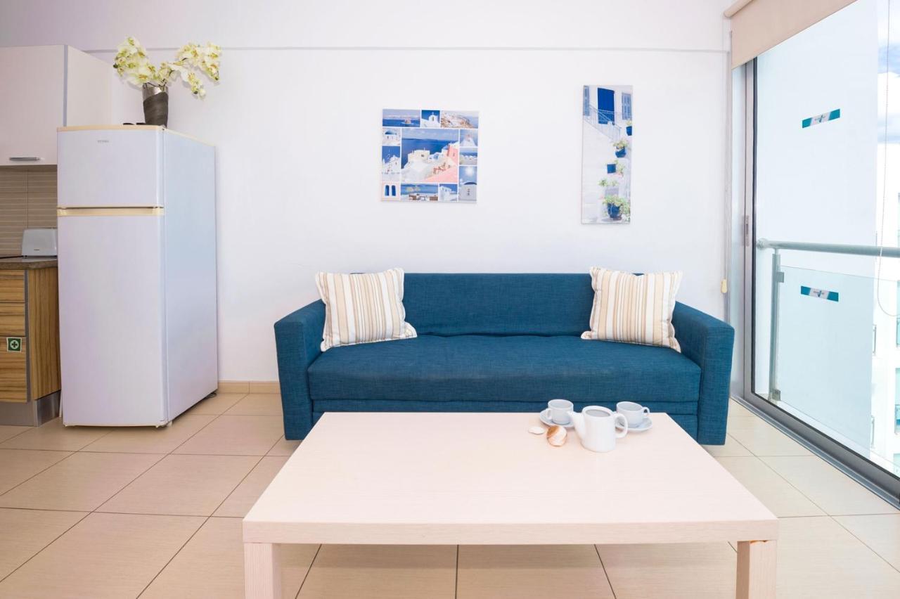 Gabriela - Coralli Beachfront Apartment Protaras Exterior photo